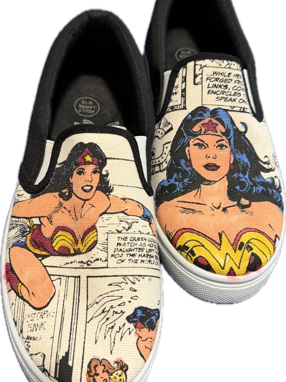 DC Wonder Woman Comic Slip-On Sneakers - Black/Cream/Red/Yellow sz 9/10